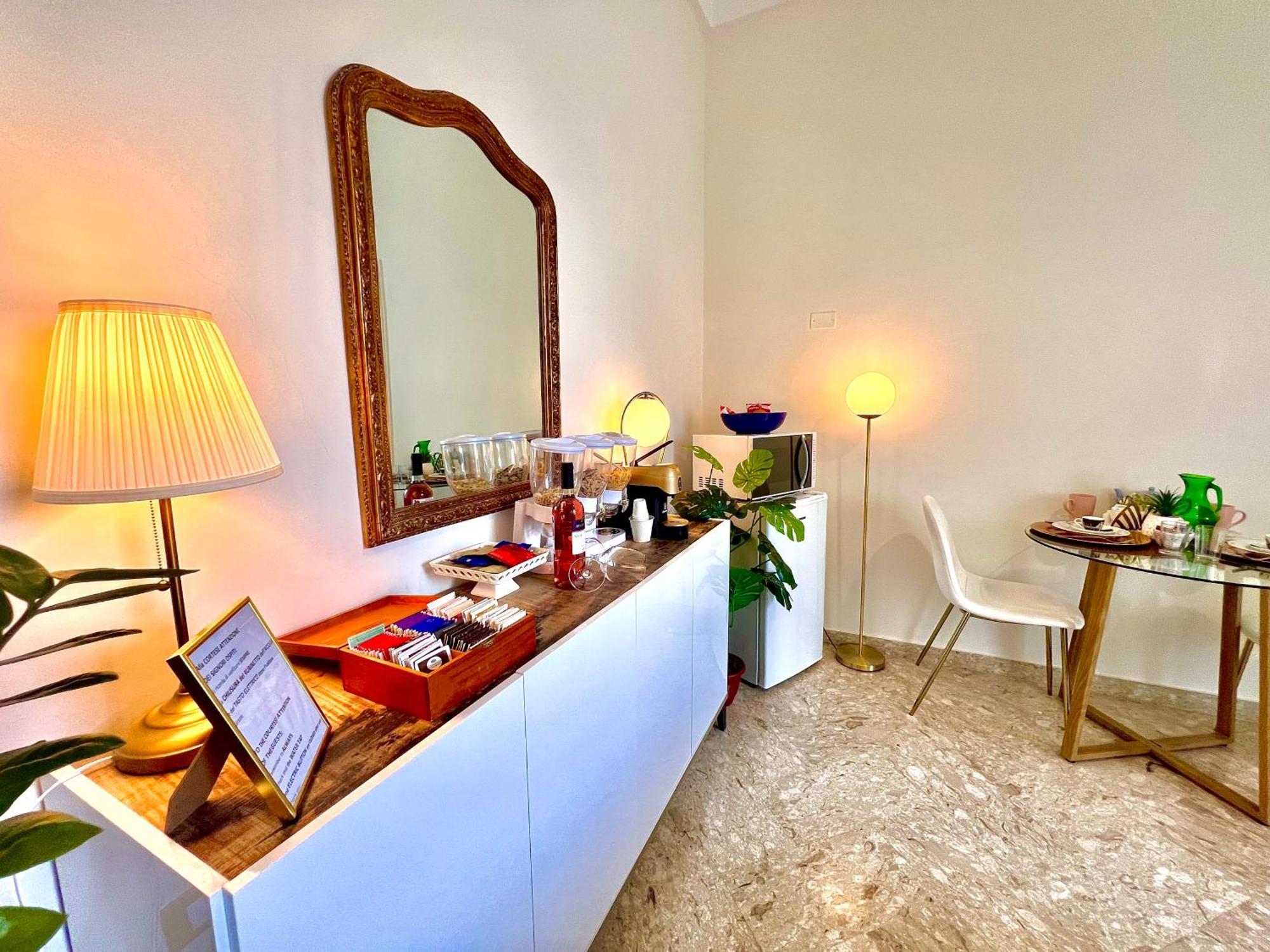 Suite La Terrazza Di Don Peppino 奥斯图尼 外观 照片